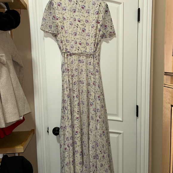 JESSAKAE FLOWY FLORAL DRESS - Picture 4 of 5